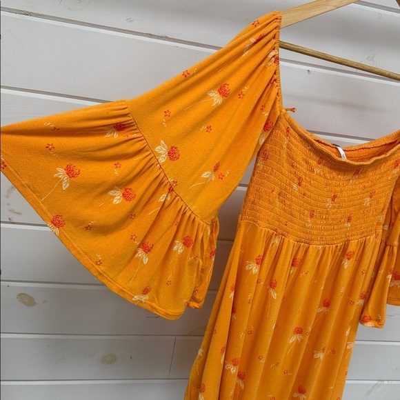 Free People Lana Floral Off-Shoulder Top in Orange Medium - Picture 4 of 11